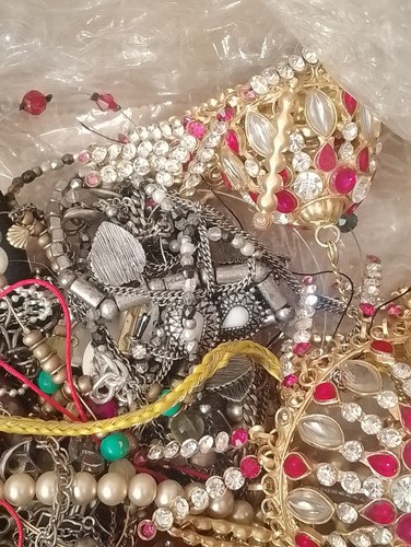Broken jewellery job - job, lot
