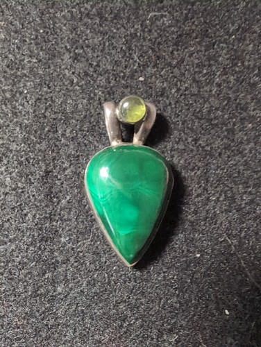 Malachite and peridot pendant - malachite,