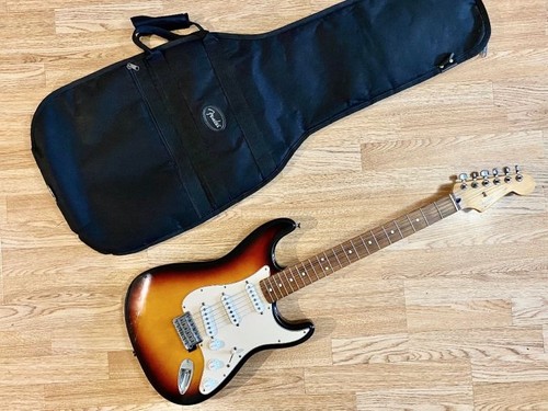 2002 fender stratocaster - 2002,