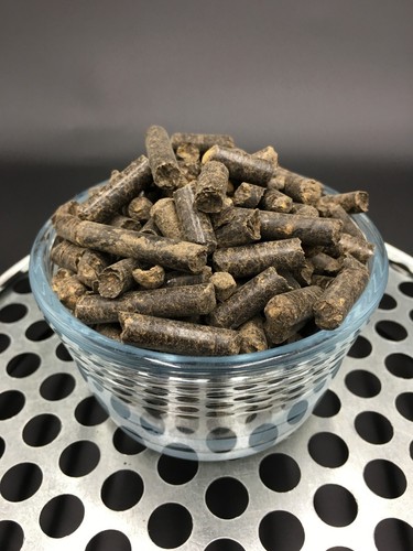 Horse manure pellets - , for