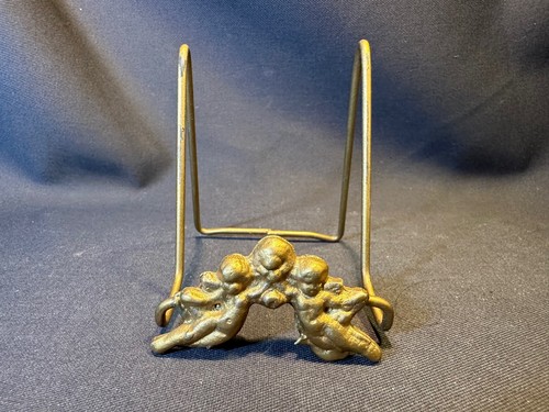 Vintage gold wire cherub easel - gold,