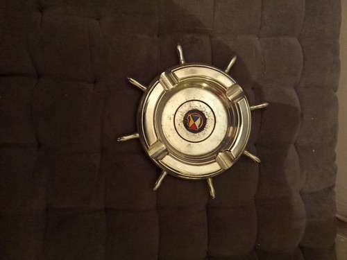 Strathaird ashtray - &o,