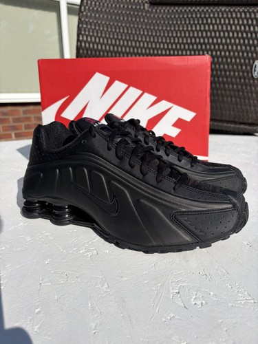 Nike shox shoes triple - shoes,