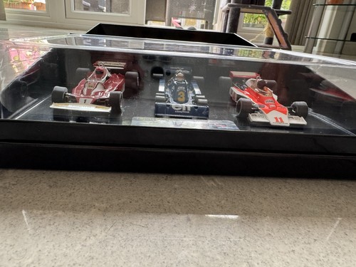 Scalextric legends 1976 - scalextric,