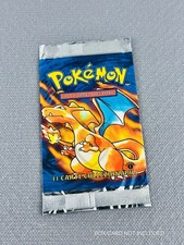 Pokemon Charizard Pouch Base