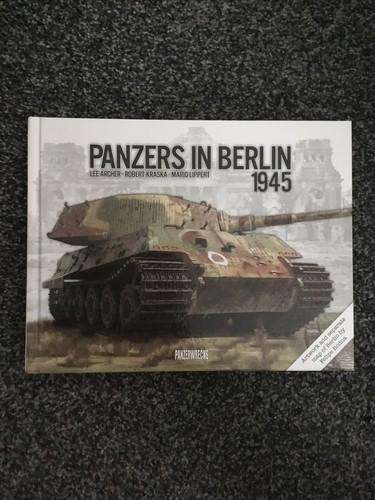 Panzers berlin 1945 robert - panzers,