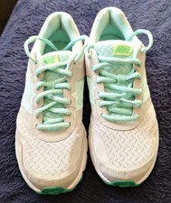 NIKE AIR AEROPLY RELENTLESS 4 SIZE 5 GRAU MINT