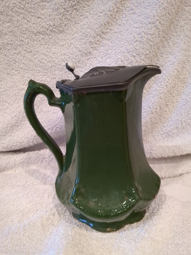 Large collectable pottery - large,