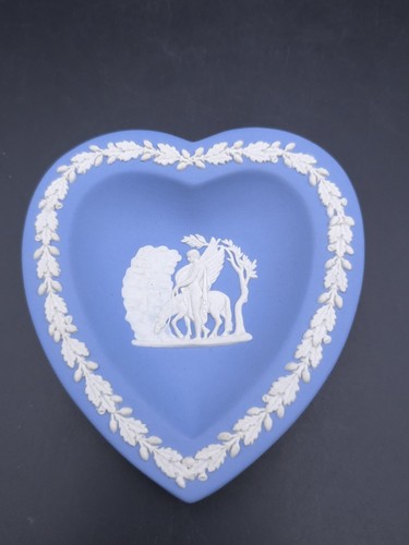 Wedgwood jasperware pale blue - pale,