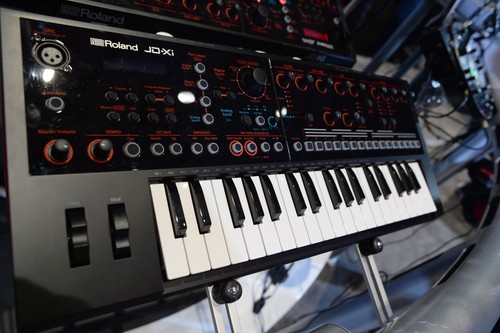 Roland keyboard - roland,