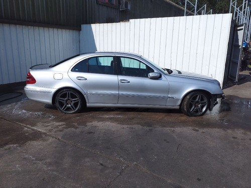 Mercedes class e270 elegance - e-class,
