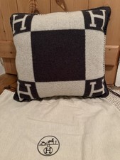 Hermes Avalon Cushion black &