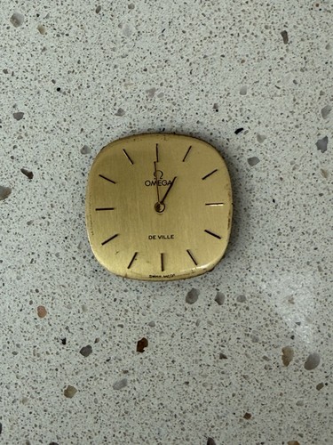 Omega dial and quartz - omega, movement
