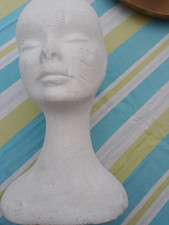 Polystyrene bust head