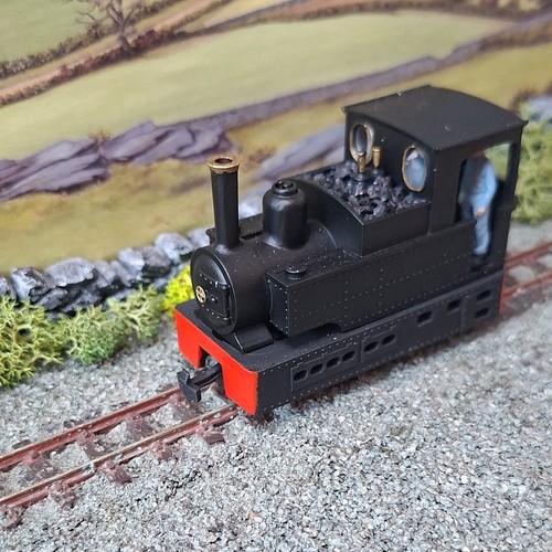 Oo9 009 steam - locomotive, with