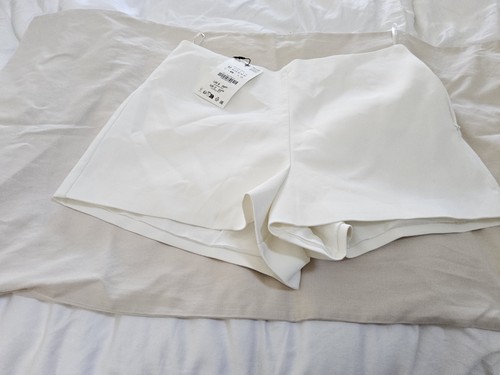 Zara white shorts new - shorts,