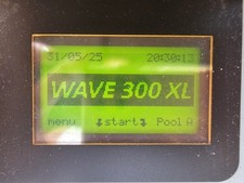 Dolphin Wave 300 XL Pool Cleaner