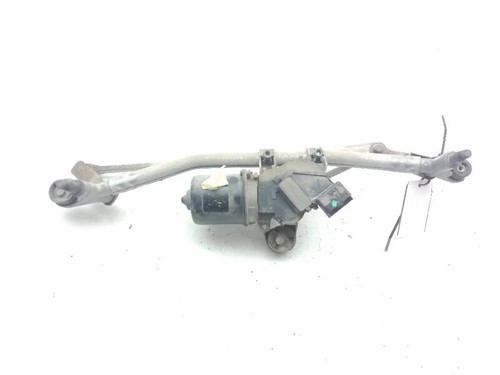 Front windscreen wiper - front,