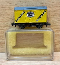 Peco N Gauge "Fyffes Bananas"