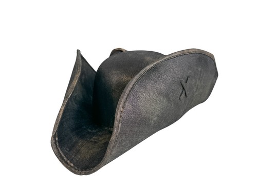 Black copper pirate tricorne - black,