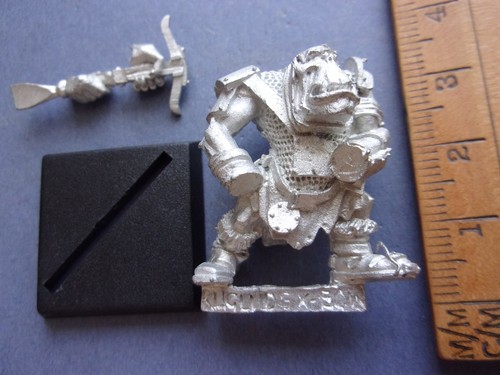 Ruglud armoured orc - armoured,