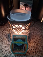 SCENTSY WAX ELECTRIC WARMER