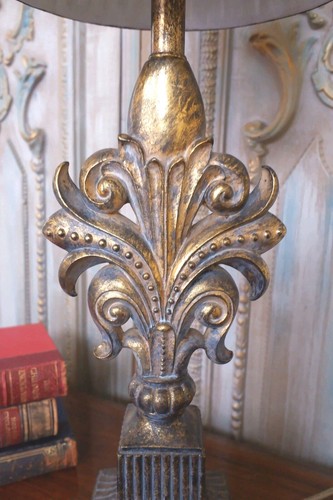 New antique french style - new, table