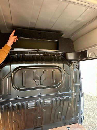 Vauxhall combo bulkhead 2011 - vauxhall,