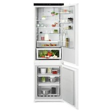AEG TSC7M181DS Fridge Freezer Integrated 70:30 Frost Free Sliding Door