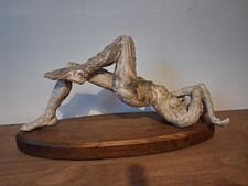 Mcm Nude Sculpture Ome Off