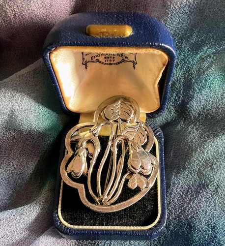 Vtg masj 1990 - masj, brooch