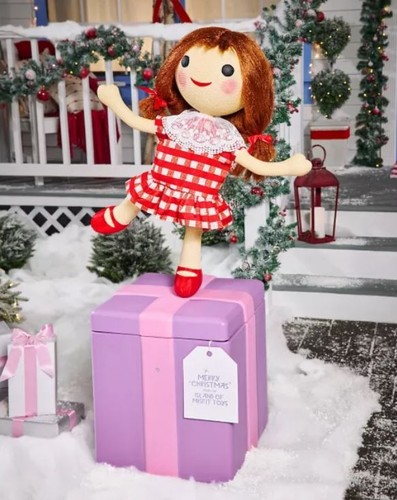 Animated misfit dolly - animated,