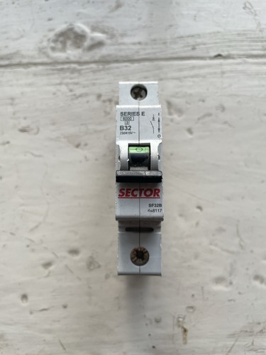 Sector amp curve 6ka - amp, b