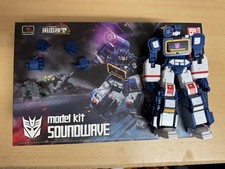 Transformers Flames Toys Model Kit Soundwave G1 - Built And Complete