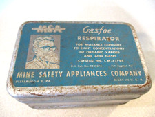Vintage MSA Gasfoe Respirator Mine Safety Appliances Co. tin & contents mask