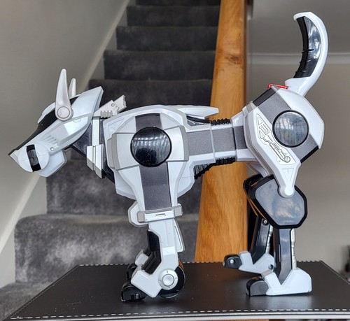 Power rangers dog transformer - power,