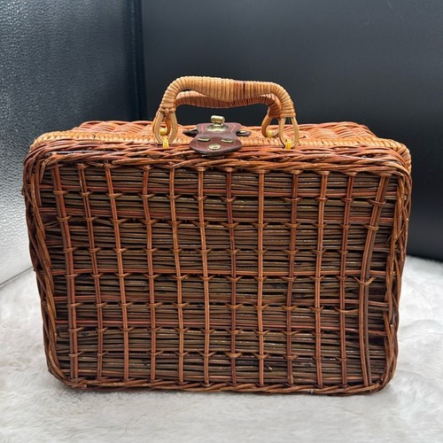 Vintage wicker top handle - vintage,