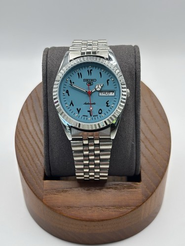 Seiko arabic light blue dial - light,