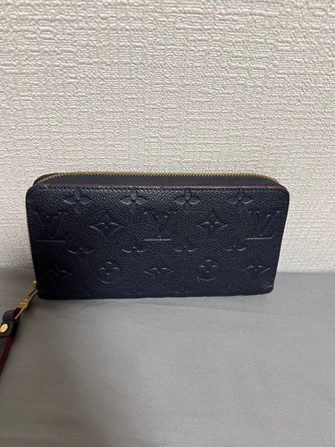 Authenticated louis vuitton - louis,