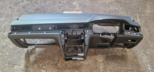 Passat dashboard with - dashboard,