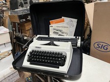 Erika  Portable Typewriter