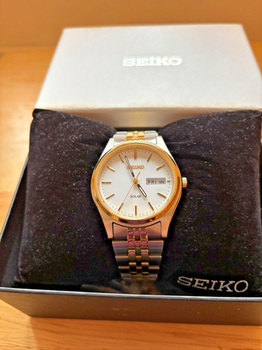 Seiko solar wrist watch - wrist,