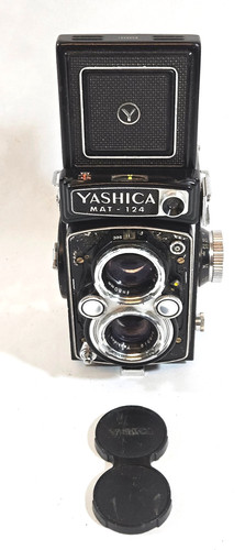 Vintage yashica mat 124 - vintage,