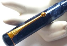 VINTAGE DE LA RUE  "THE EVERYBODY'S PEN'" (ONOTO) c 1930   BLUE MARBLE SERVICED