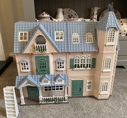 Sylvanian families deluxe - families,