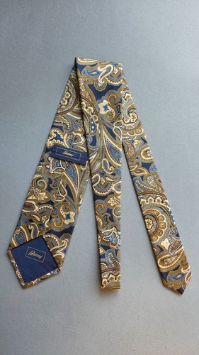 New tie silk - new,