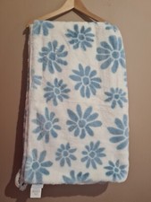 GORGEOUS SHABBY CHIC SUPERSOFT  THICK OVERSIZED FAUX FUR THROW 50 X 70"