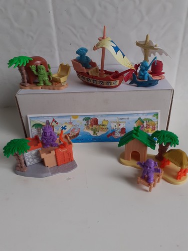 Kinder surprise toys - toys., desert