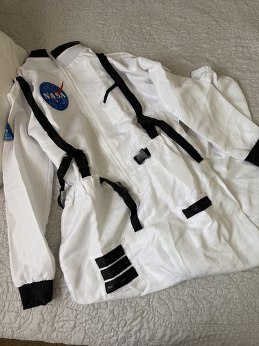 Spirit halloween astronaut - spirit,