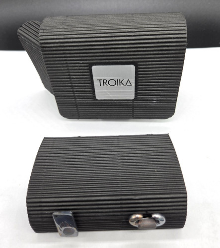Rare troika bull - rare, paw
